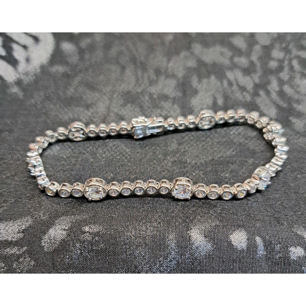 Elizabeth Taylor QVC Evening Star Simulated Diamond Tennis Bracelet